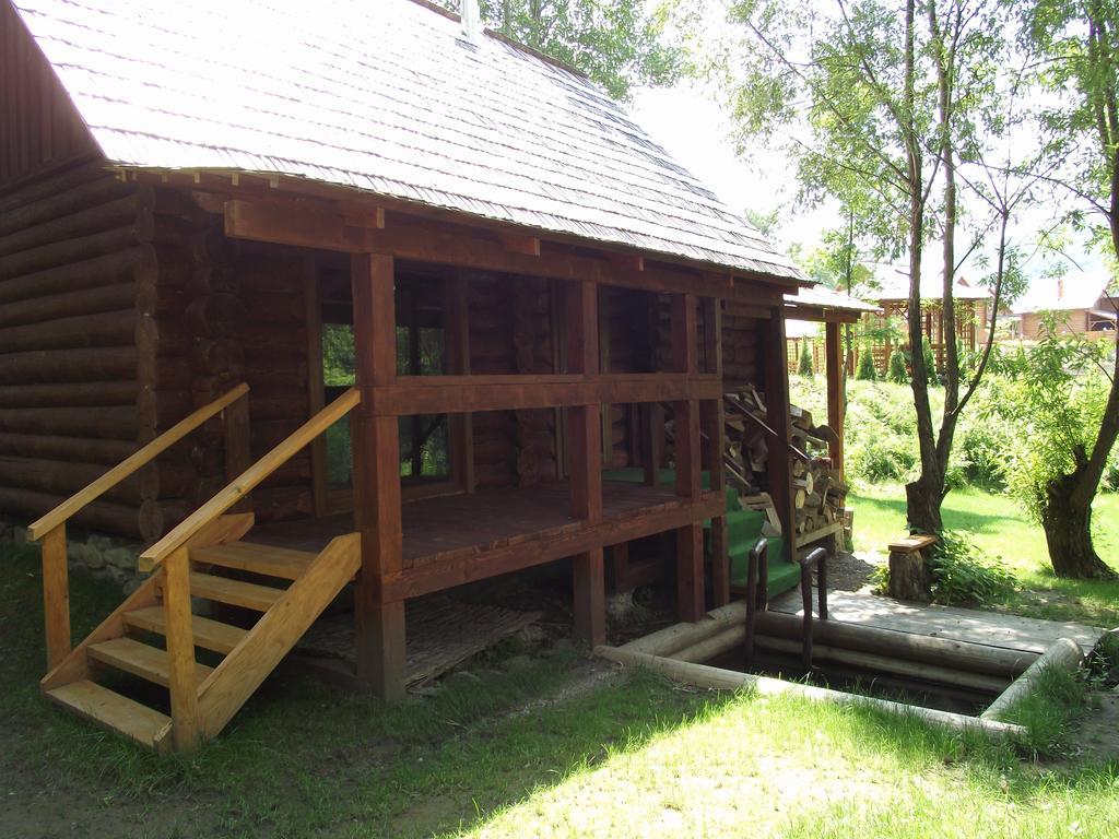 Spa Hotel Zoryani Karpaty Vyshka Buitenkant foto
