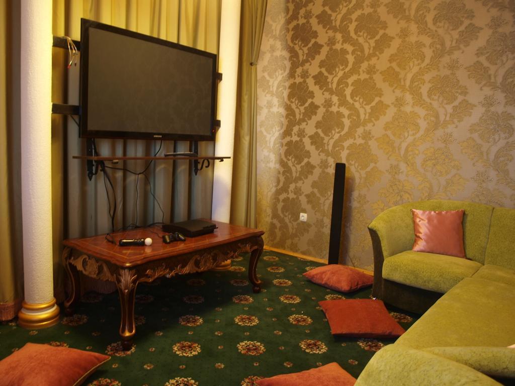 Spa Hotel Zoryani Karpaty Vyshka Buitenkant foto